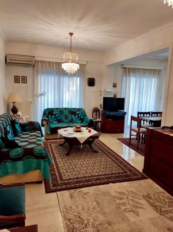 Marys House , Lovely 2-Bedroom Apartment Tessalónica Exterior foto